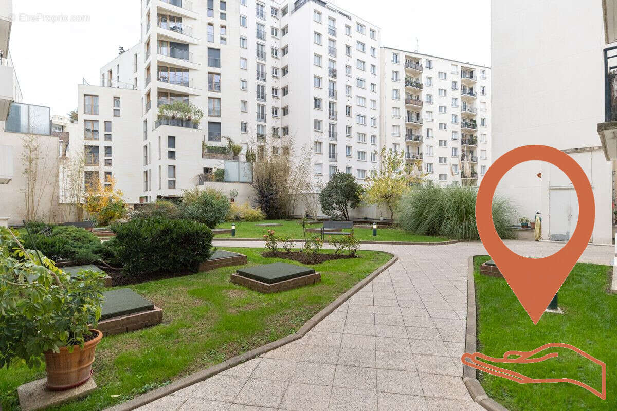 Appartement à PARIS-15E