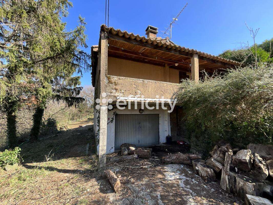 Maison 63 m² à Saint-Priest  - photo 2