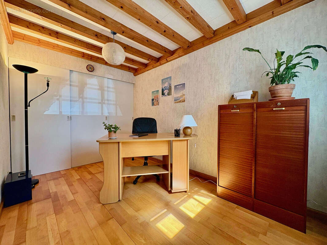 Maison à SAINT-GEORGES-DE-RENEINS