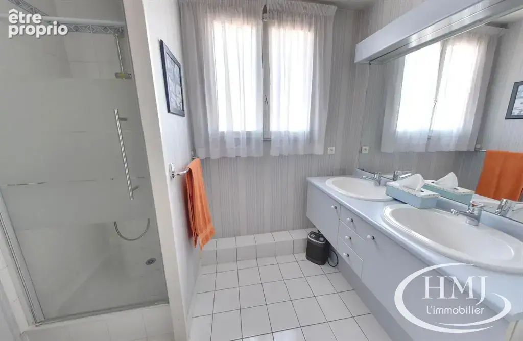 Maison 6 pièces 140 m² à vendre à Courcouronnes (91080) - photo 8