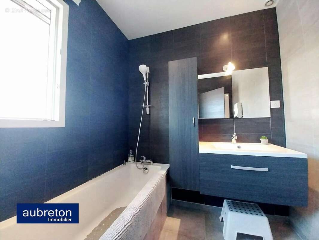 Maison à MARCILLOLES