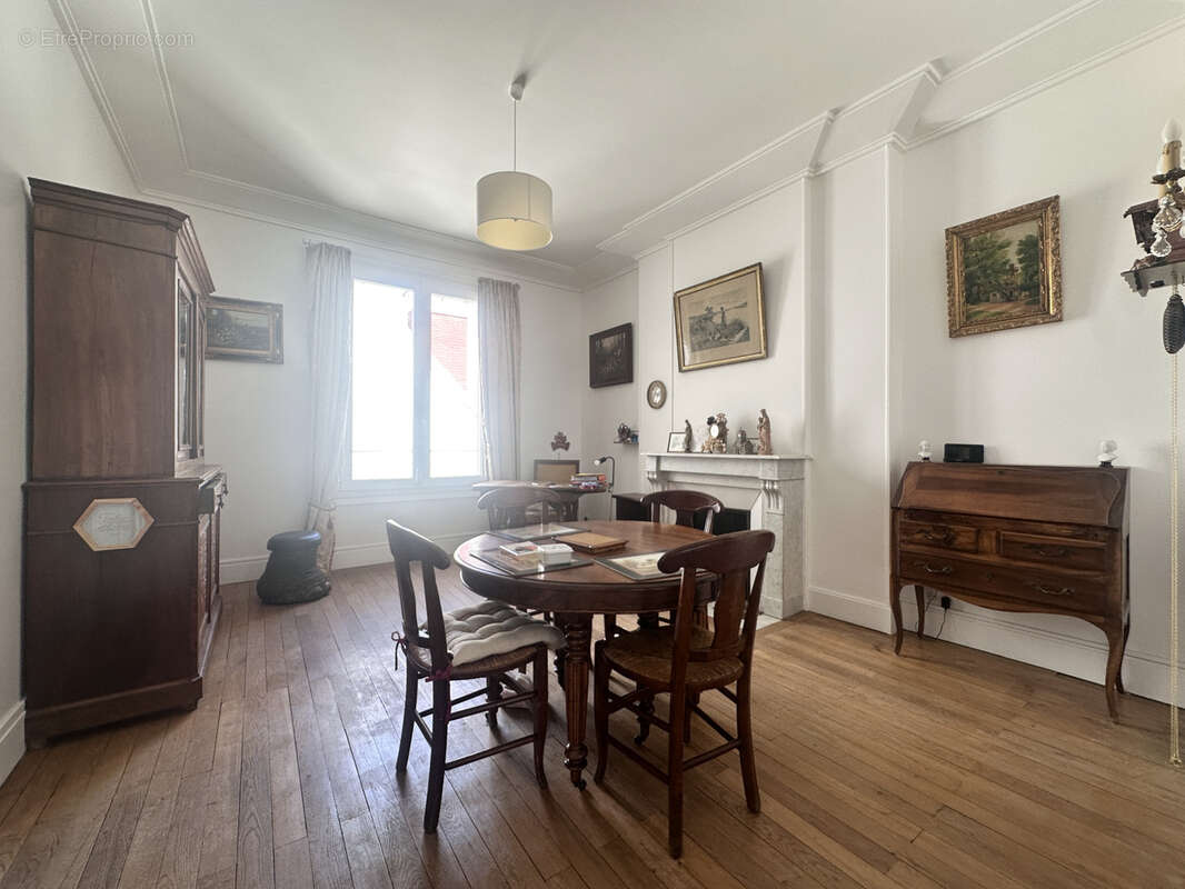 Appartement à VICHY