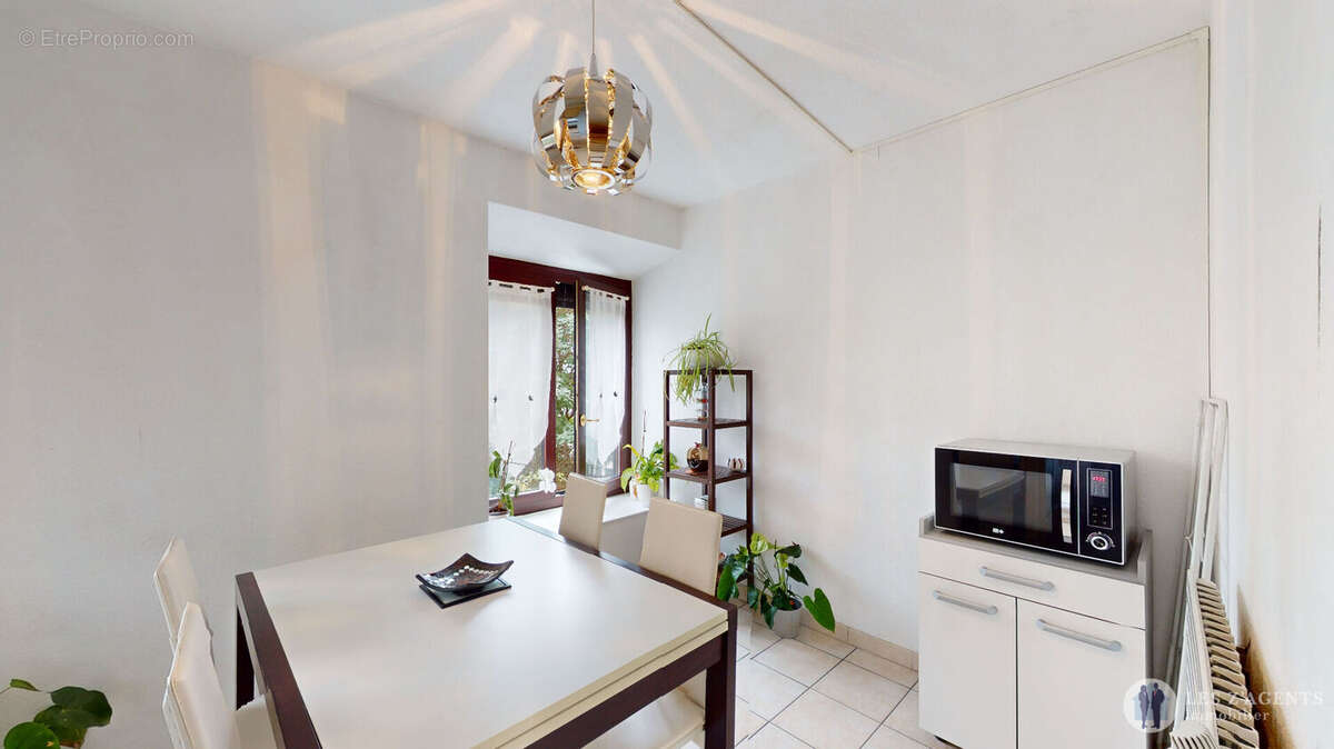 Appartement à ECHIROLLES