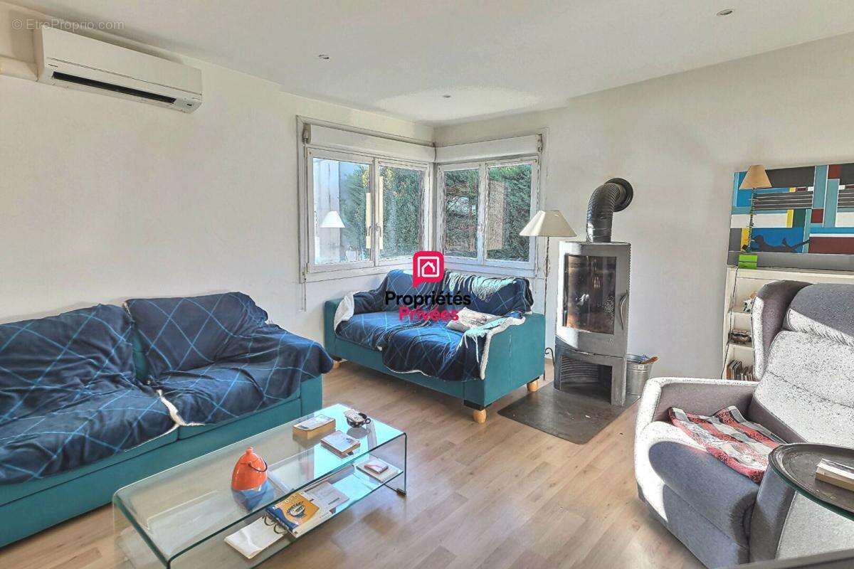 Maison à DURFORT-ET-SAINT-MARTIN-DE-SOSSENAC