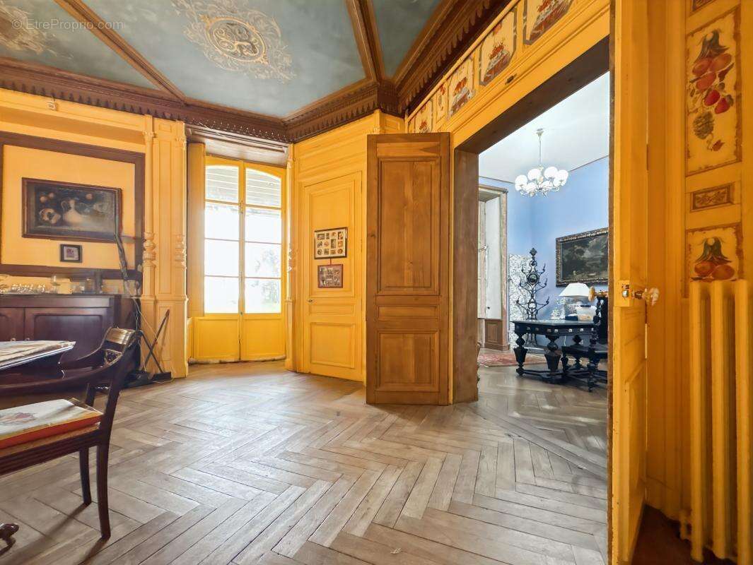 Maison à SAINT-JEAN-FROIDMENTEL