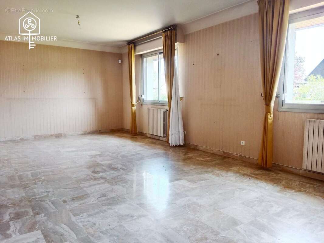 Maison 124 m² à Pont-Pean  - photo 4