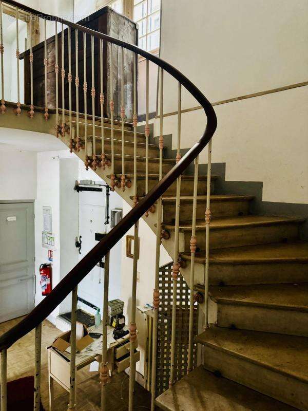 Commerce à BOURG-SAINT-ANDEOL