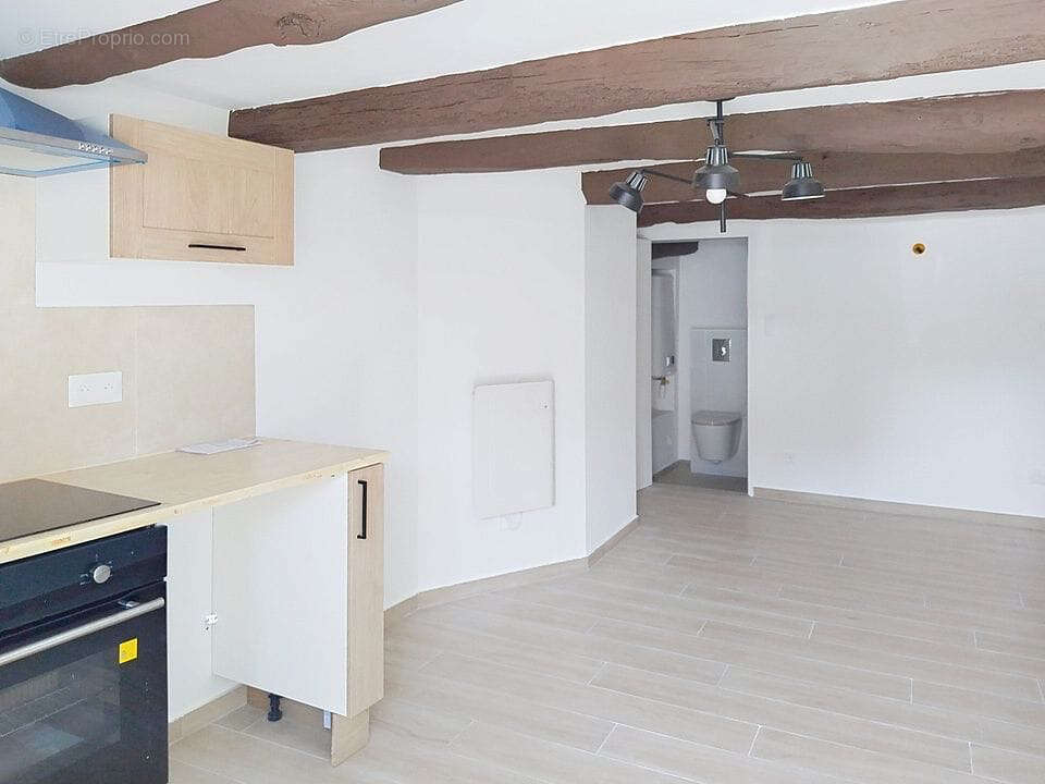 Appartement à MONTMEYAN