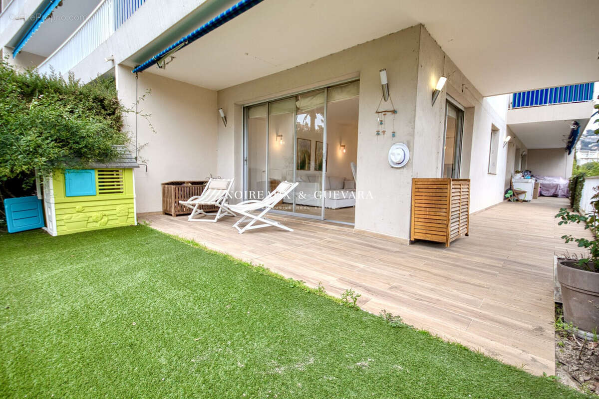 Appartement à LE CANNET