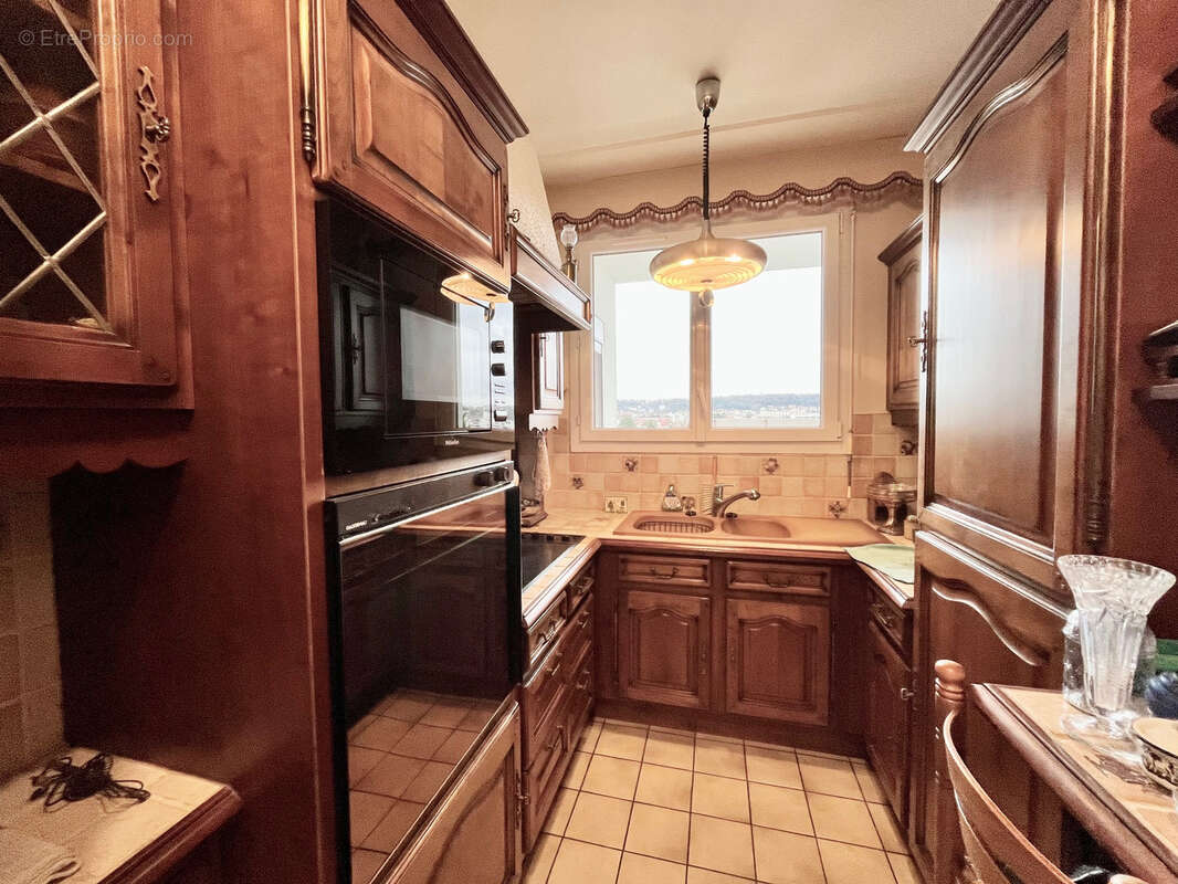 Appartement à SAINT-MAUR-DES-FOSSES