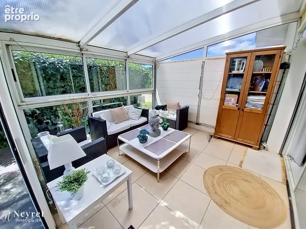 Maison traditionnelle de 140 m2, 7 pièces, 4 chambres sur terrain de 852 m2 - photo 10