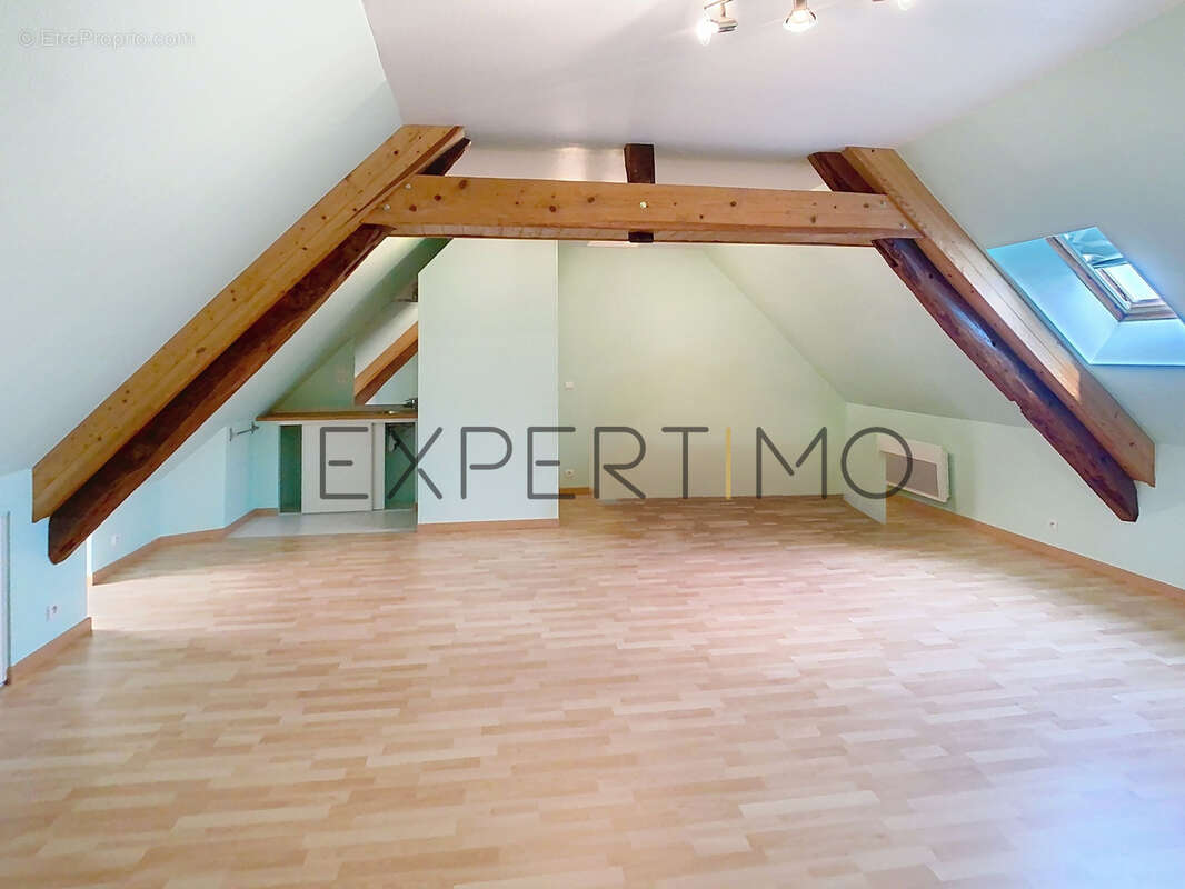 Maison à NOYERS-BOCAGE