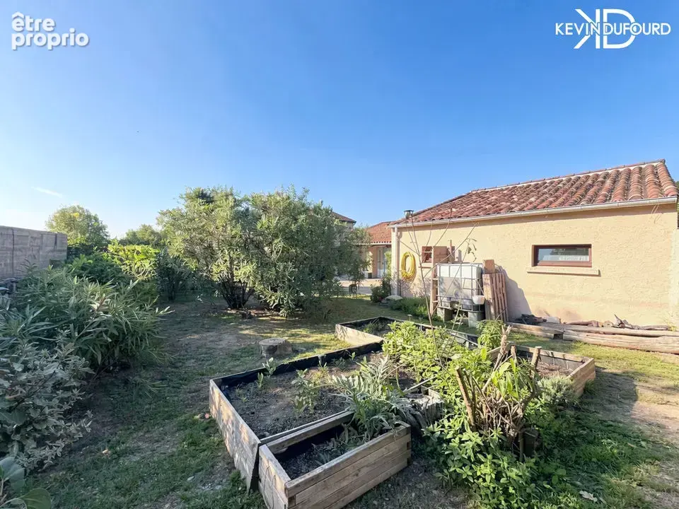 Maison de 100m² sur un terrain de 2000m² à VESSEAUX - photo 13