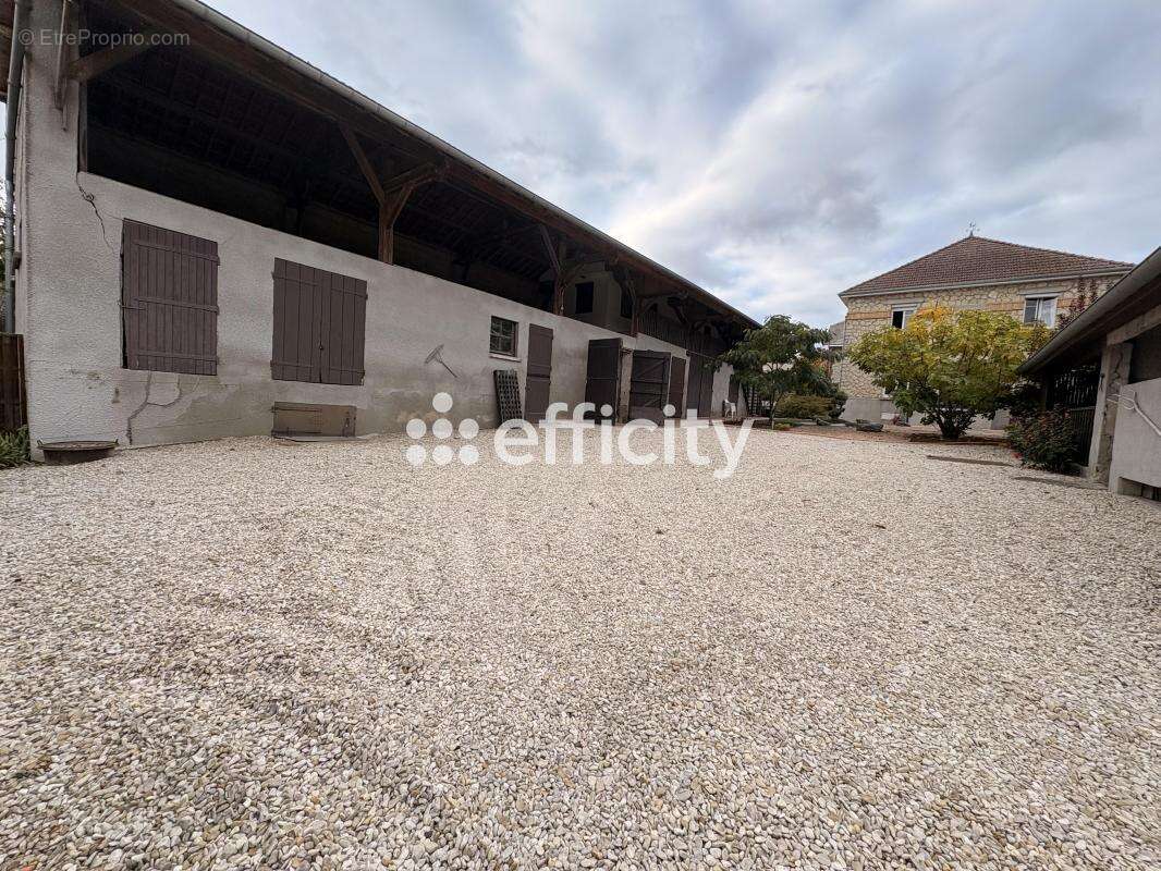 Maison à BEINE-NAUROY