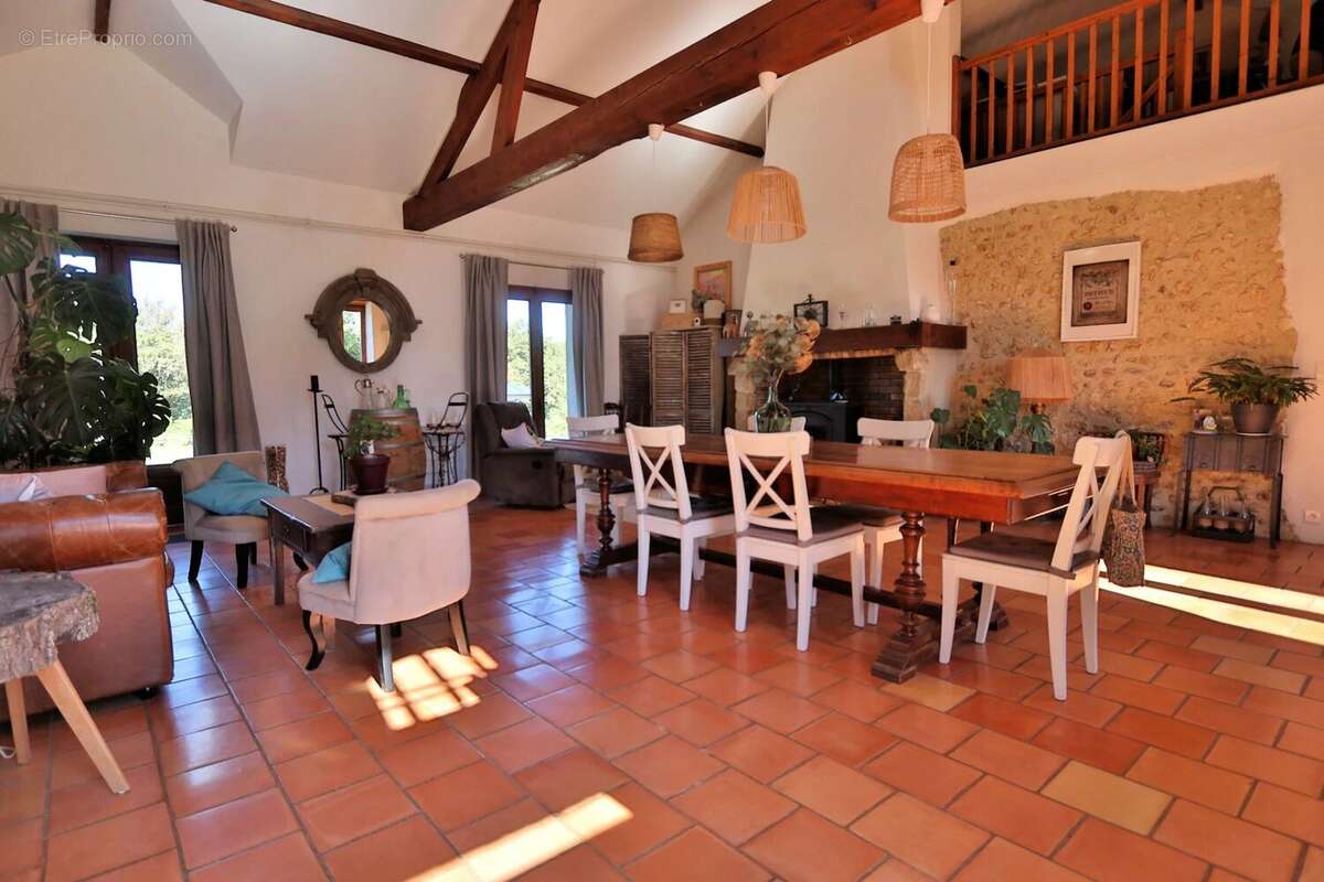 Maison à VILLEFRANQUE