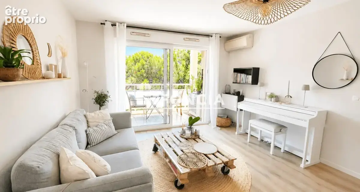Appartement à FREJUS