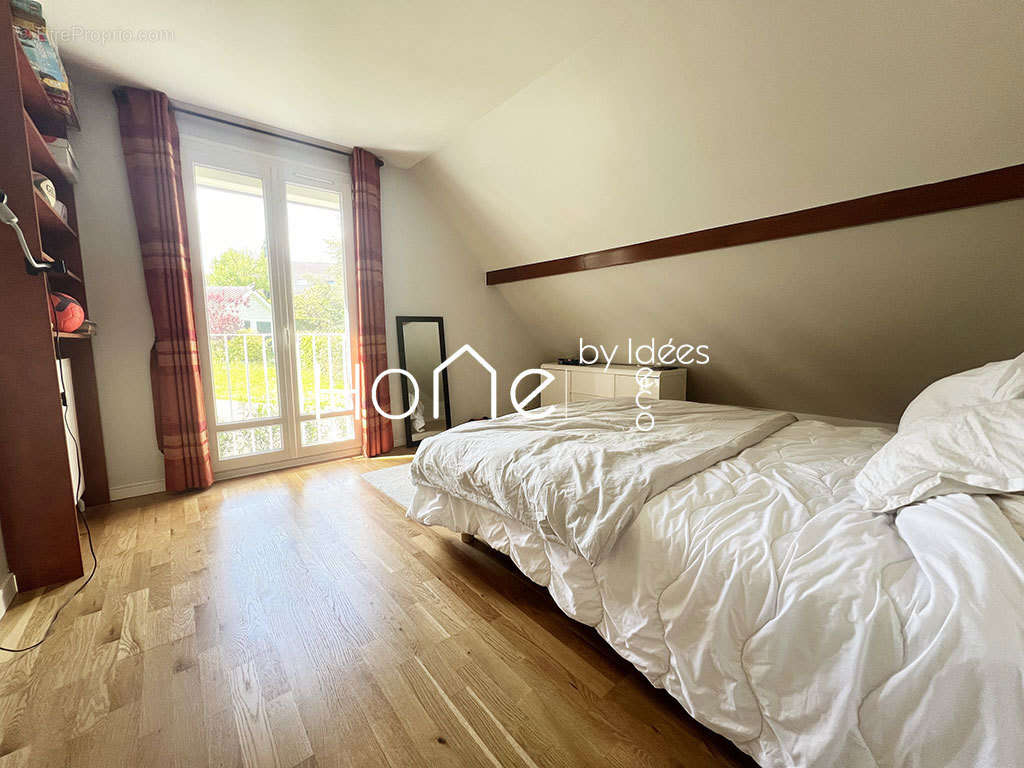 Maison 7 pièces 5 chambres, combles aménagés - photo 8