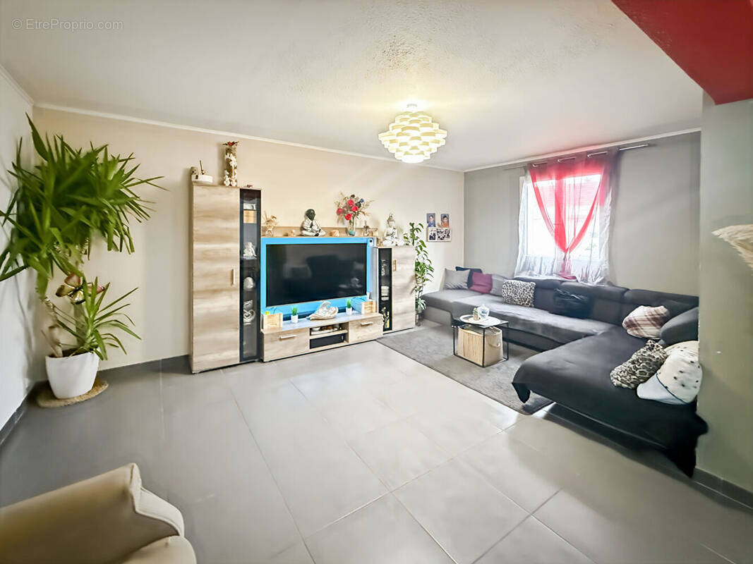 Appartement à CHATEAURENARD