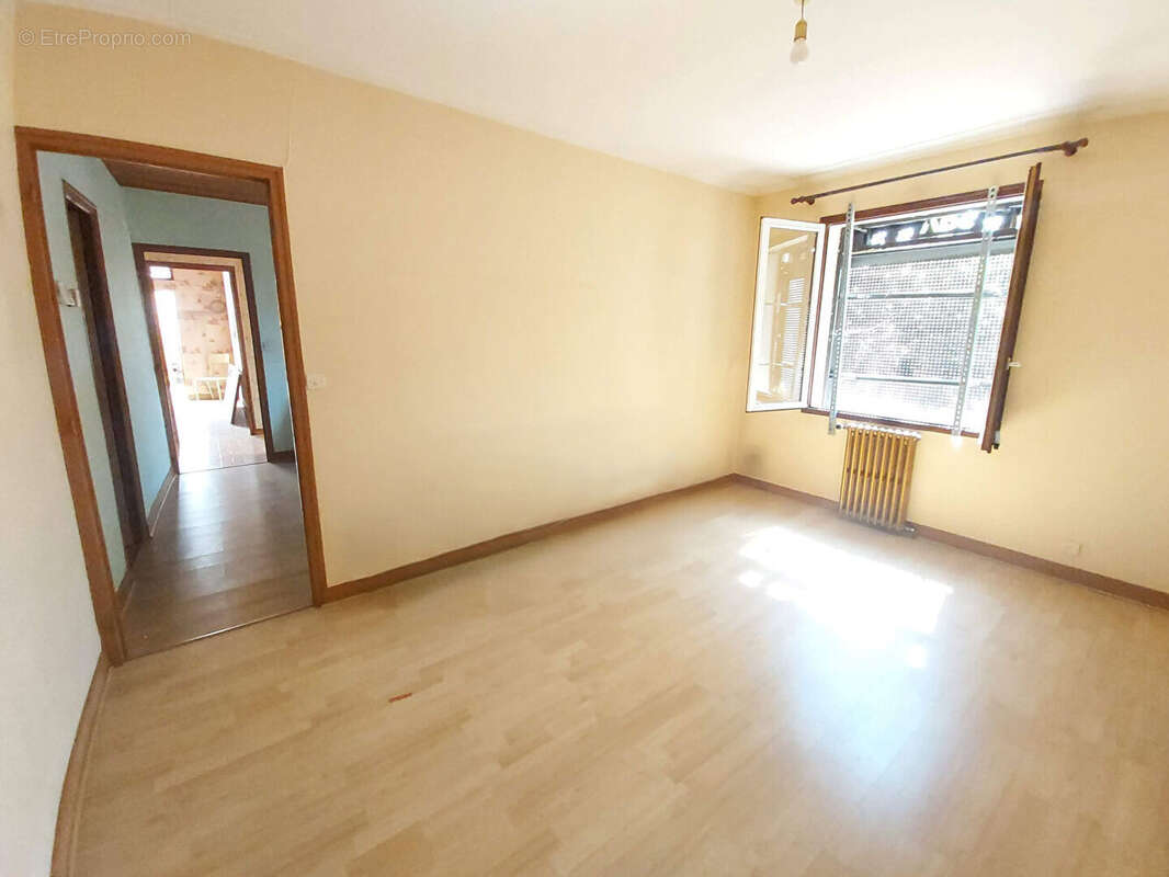 Maison à VILLEMOMBLE