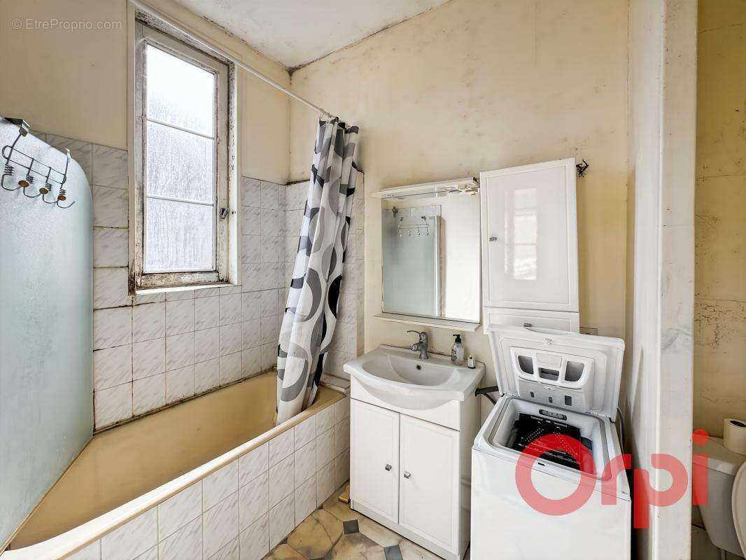 Appartement à SAINT-AMAND-MONTROND