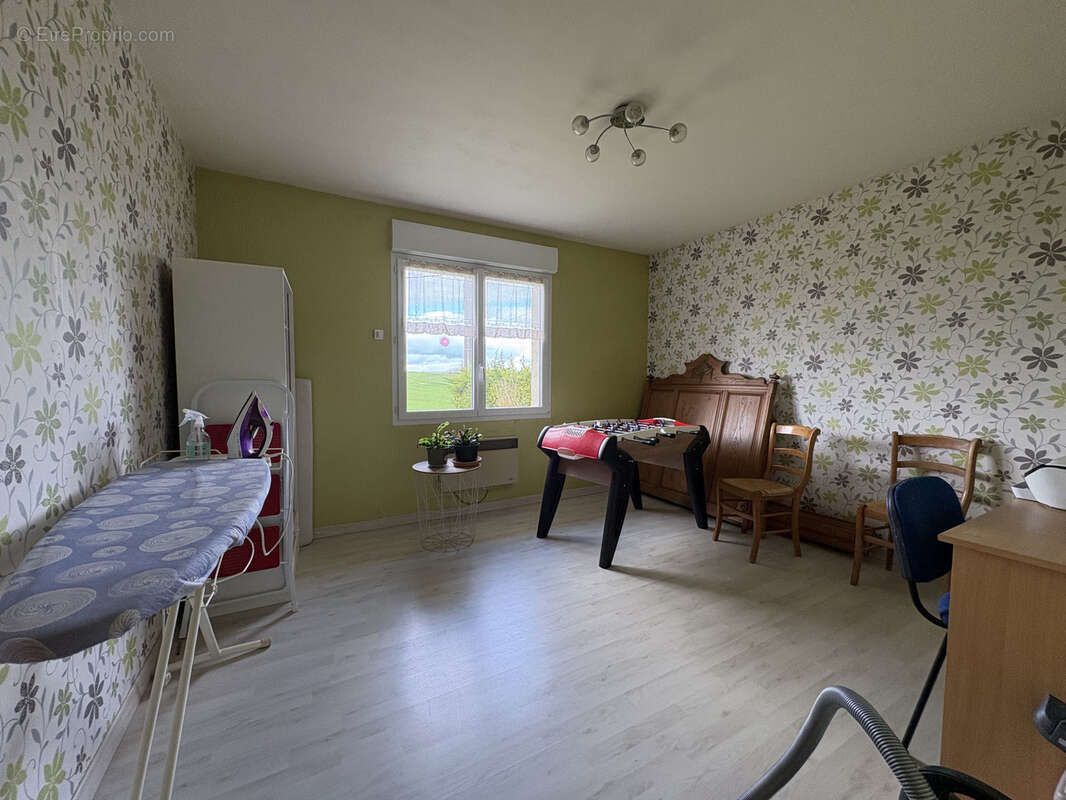 Maison à SAINT-MARTIN-CHOQUEL