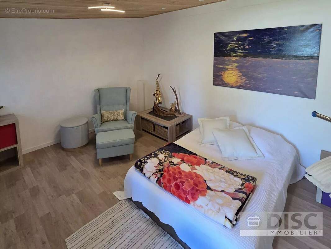 Propriété avec piscine chauffée et plus de 2 ha de terrain – proche Figeac - photo 12