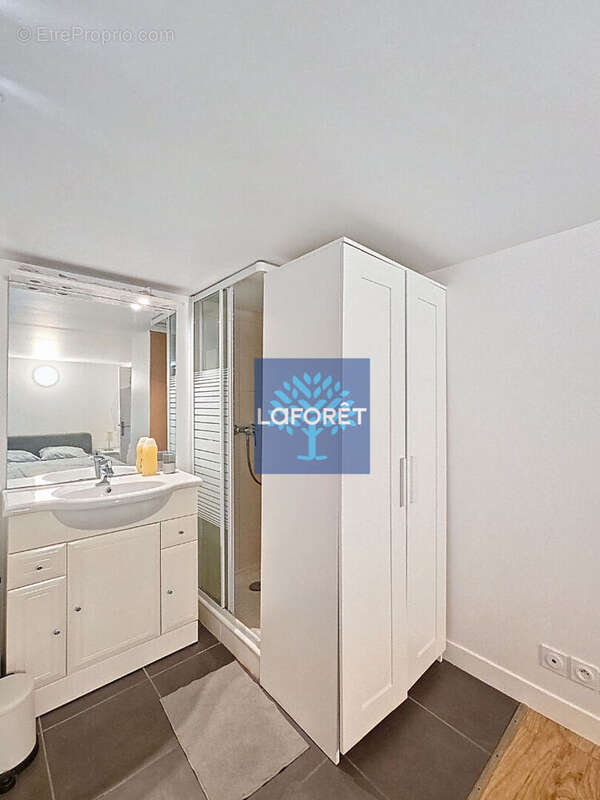 Appartement à SAINT-GENIS-LAVAL