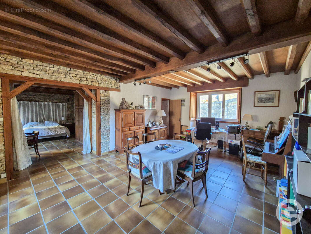 Maison à SAINT-PERE