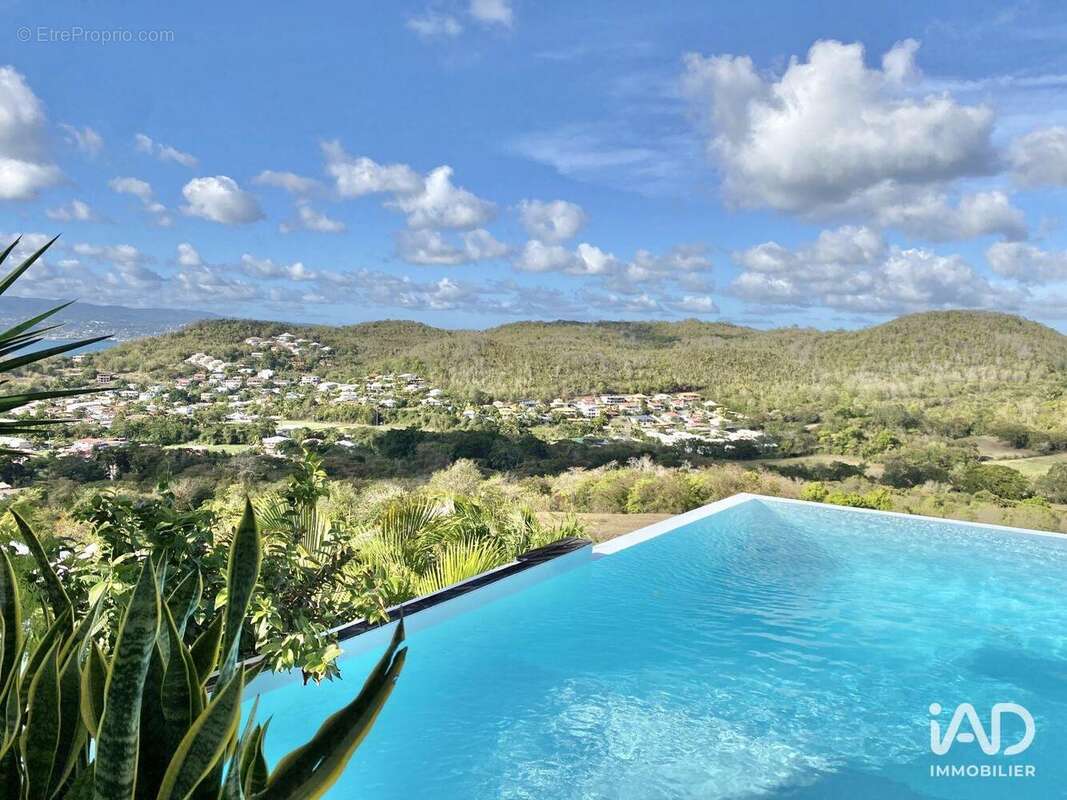 Photo 6 - Maison à LES TROIS-ILETS
