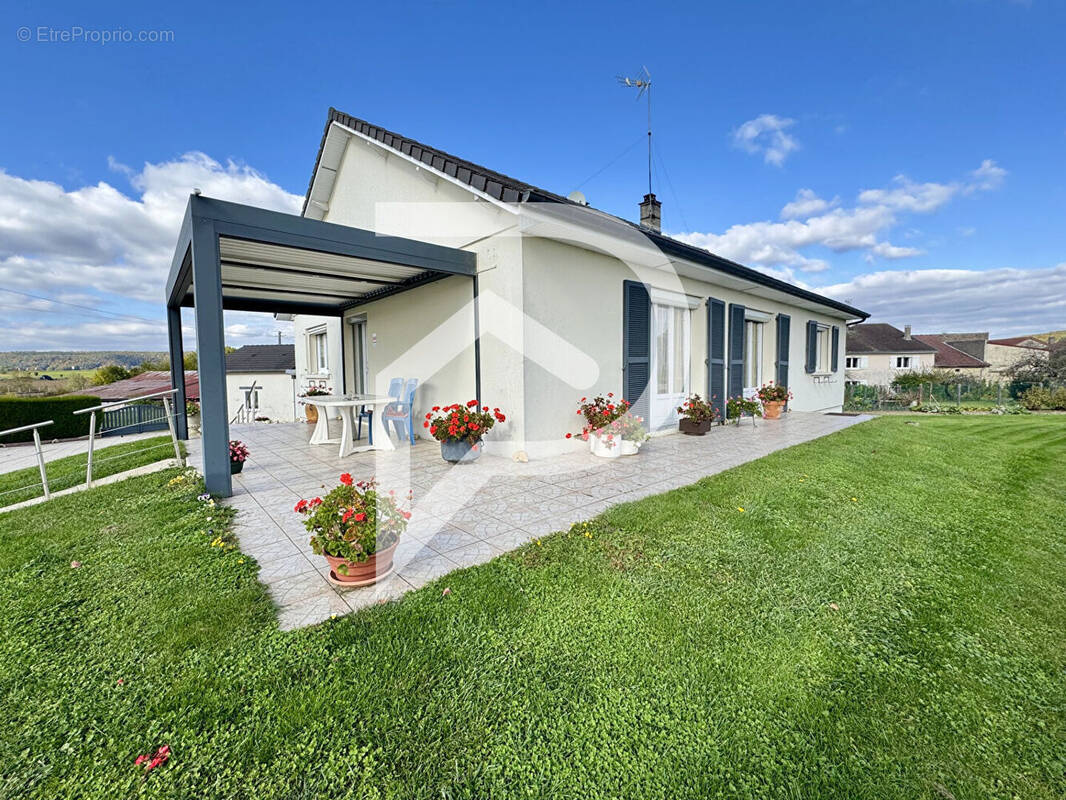 Maison à VRAINCOURT