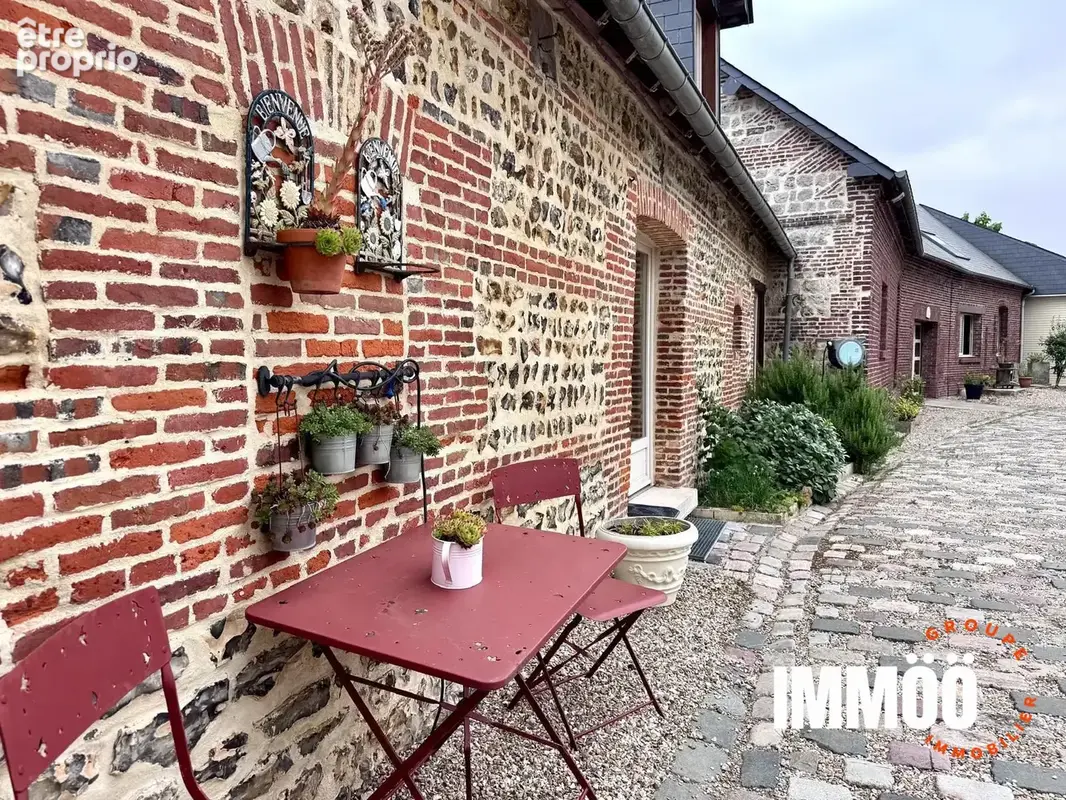 Maison 9 pièces 280 m² à vendre à Grainville-La-Teinturiere (76450) - photo 3
