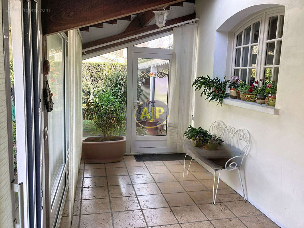 Maison à GRAYAN-ET-L'HOPITAL