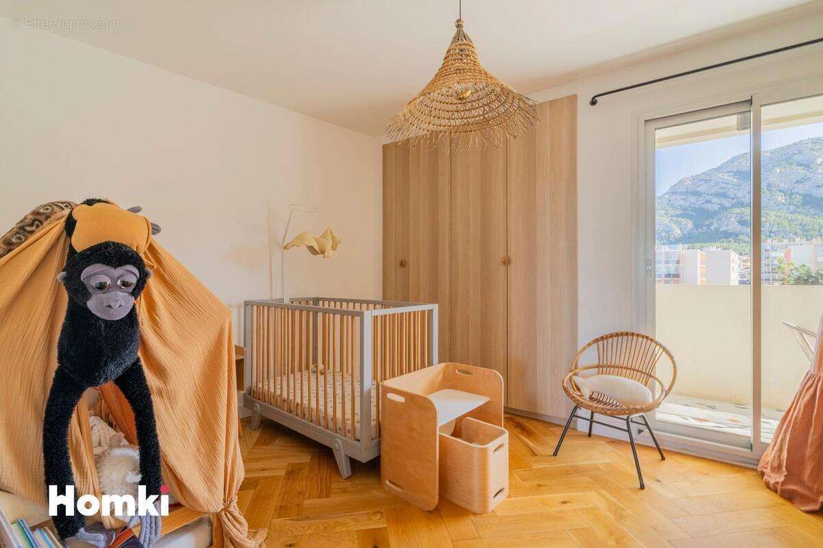 Appartement à MARSEILLE-8E