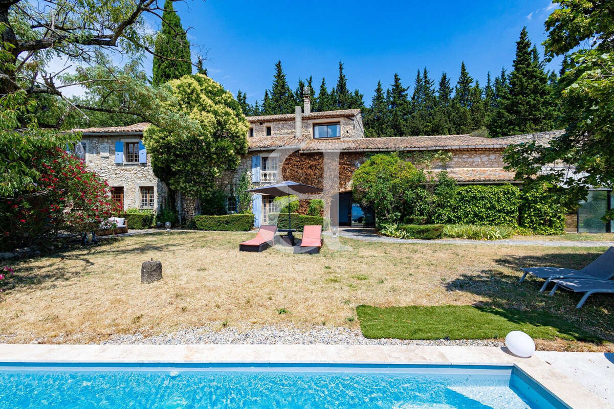 Maison à MONTELIMAR
