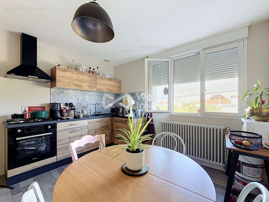 Maison 151 m² à Niort  - photo 7