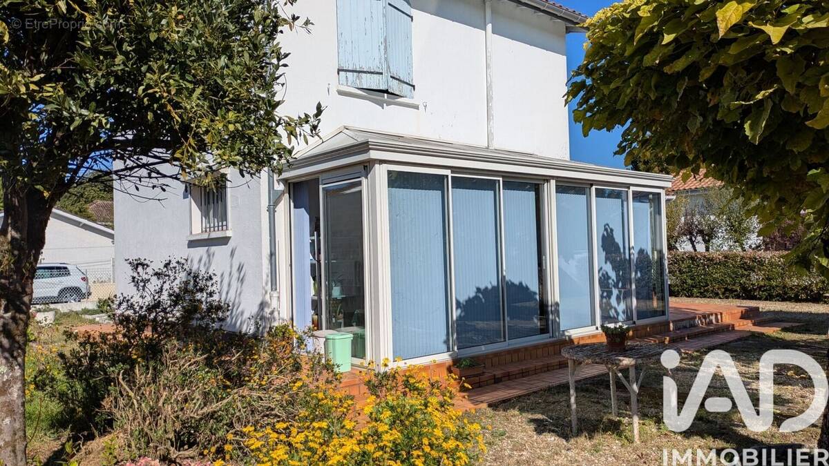 Photo 1 - Maison à PESSAC