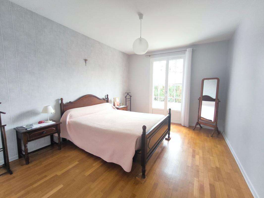 Maison à LONS