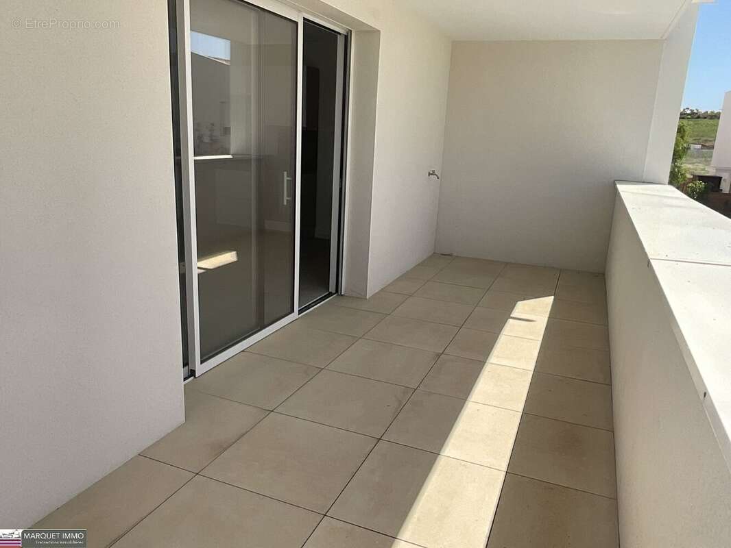 Appartement à SAUVIAN