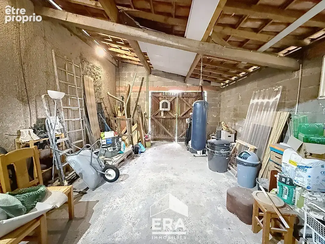 À VENDRE : Maison rénovée 1 200 m² de terrain + 3 CH à Pessac - photo 12