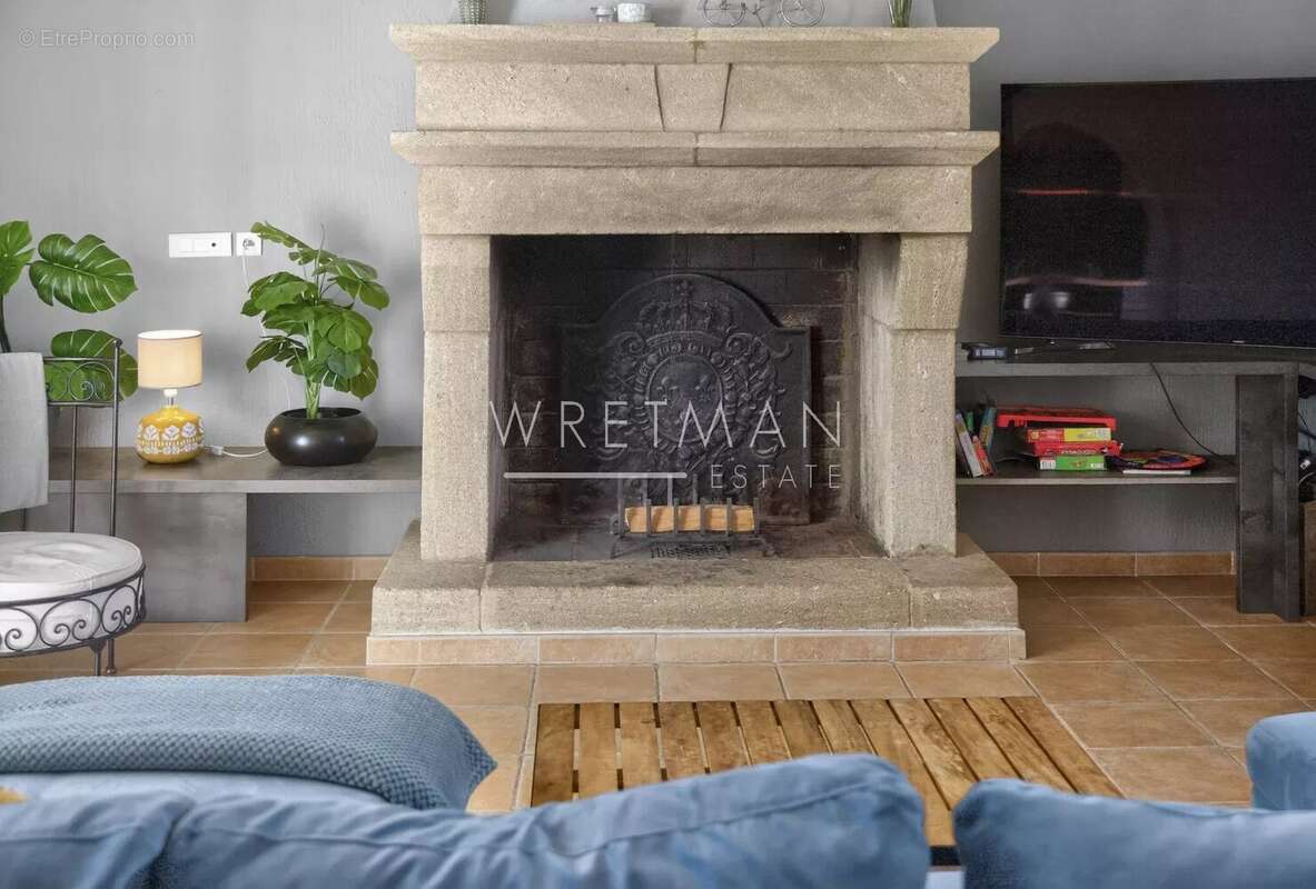 Maison à MANDELIEU-LA-NAPOULE