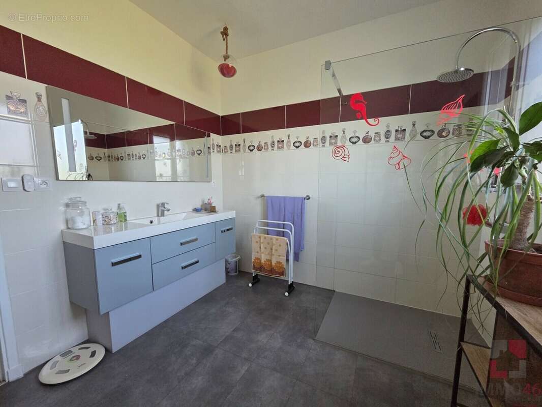 Maison à ANGLARS-JUILLAC