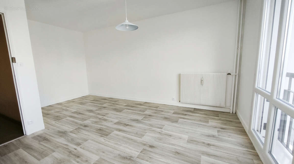 Appartement à SAINT-ANDRE-LES-VERGERS