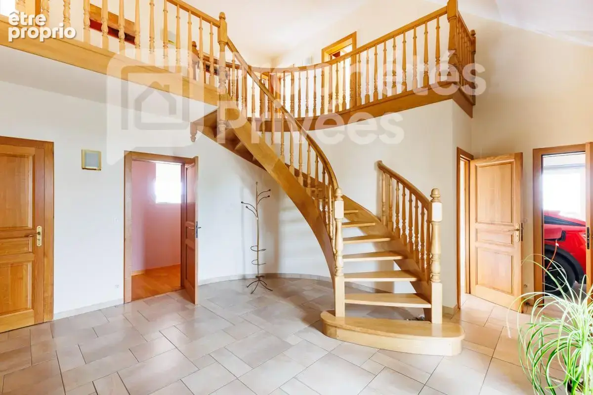 Maison d'architecte de standing de 7 pièces avec piscine chauffée - photo 6
