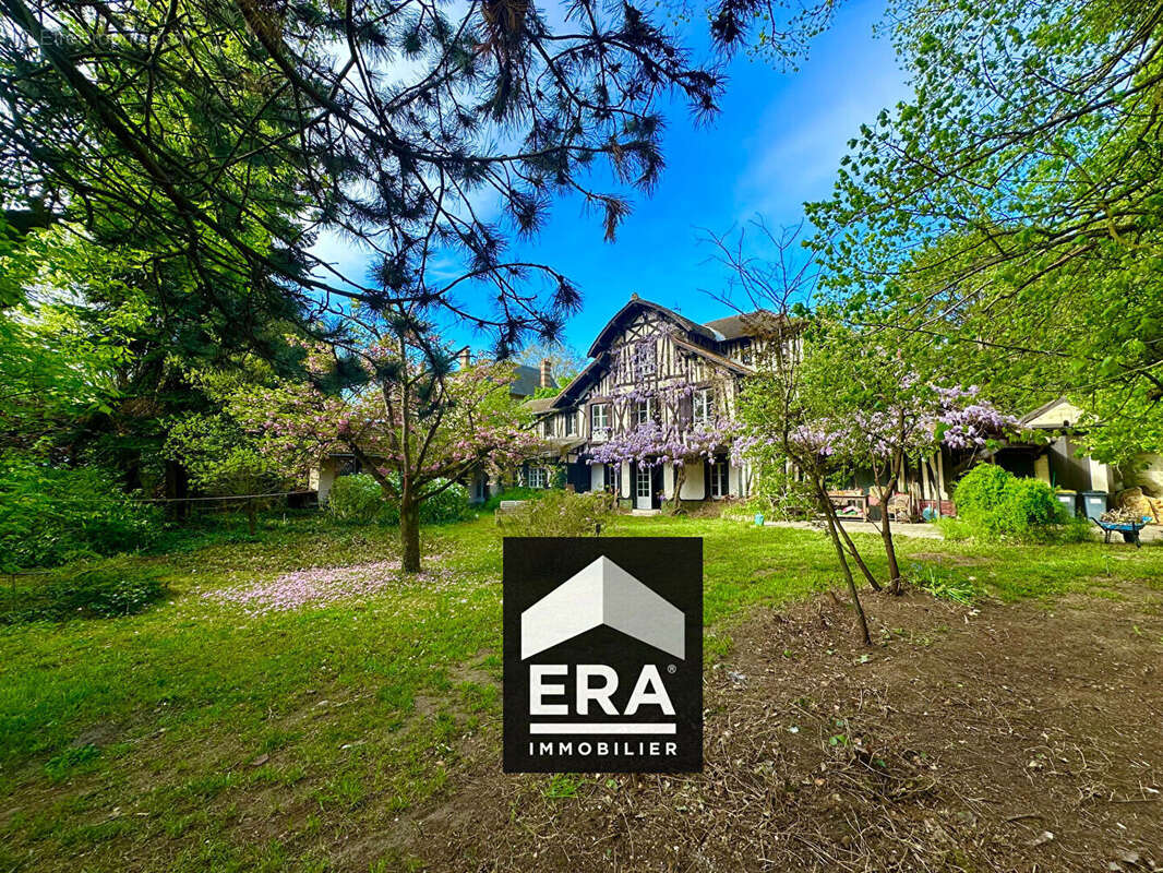 À vendre : Maison de prestige à Maisons-Laffitte, 7 pièces, 181 m², 5 chambres - photo 3