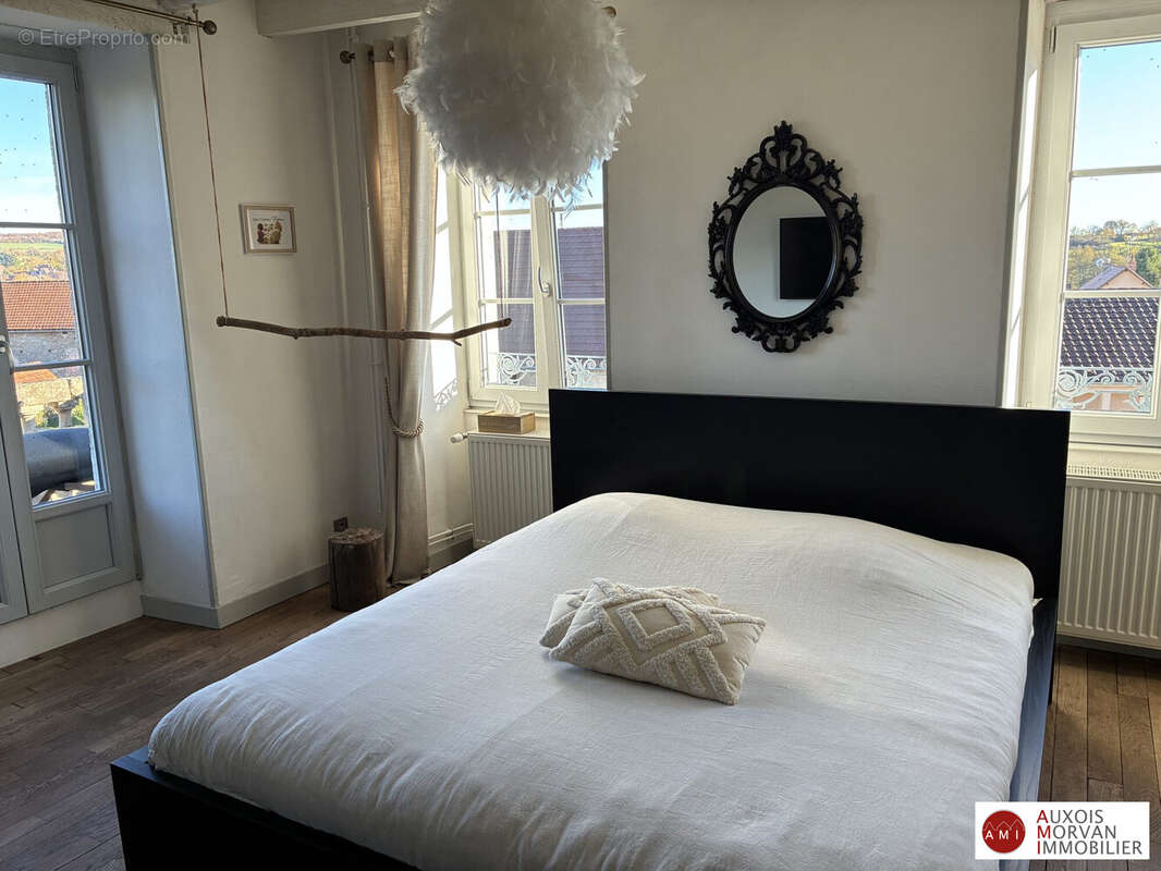 Maison à PRECY-SOUS-THIL