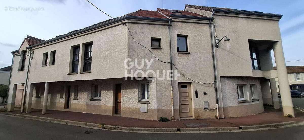 Appartement à AUBERGENVILLE