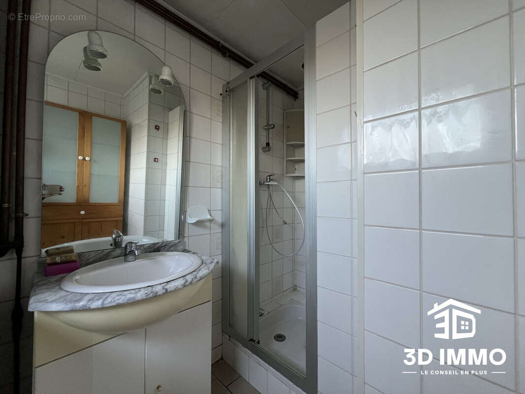 Maison à AVESNELLES