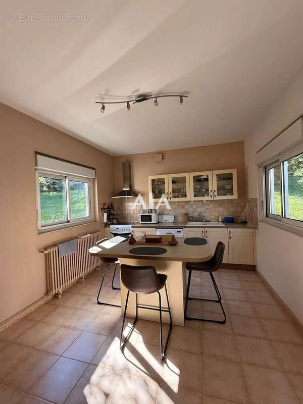 Maison à RUELLE-SUR-TOUVRE