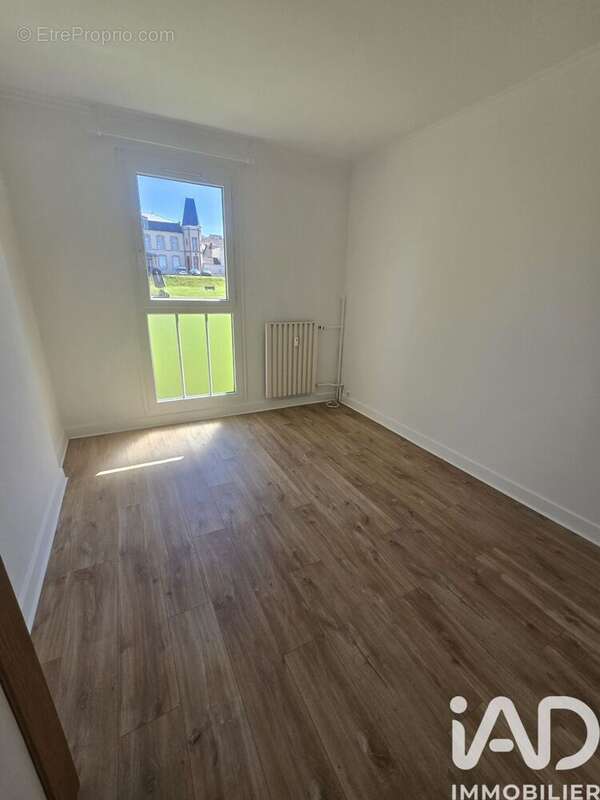 Photo 8 - Appartement à ETAMPES-SUR-MARNE