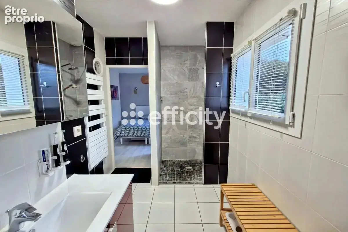 Maison 139 m² à Le Cellier  - photo 10